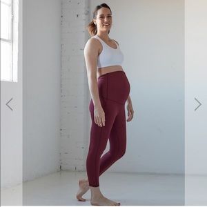 Senita Athletics Mamacita Maternity Capris